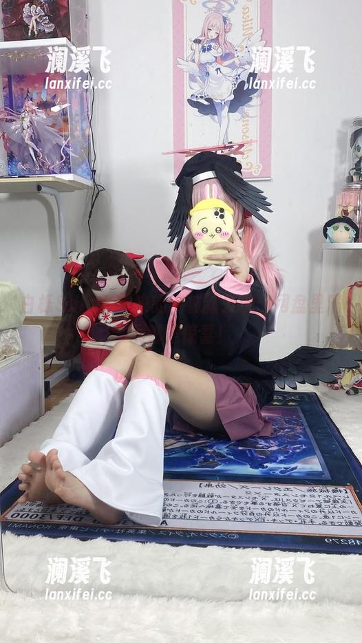白栎Shirly 白栎Shirly带来的网袜新发现:网盘里满满都是惊喜!
