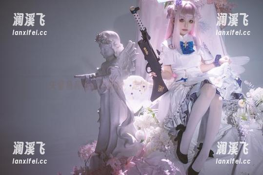 矢量鱼 矢量鱼和她的白衬衫,定制写真中自带萌点!