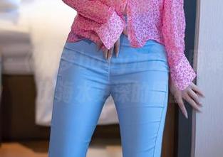 秀人网 – 《M梦baby海边》图集：心机比海水更深的原因
