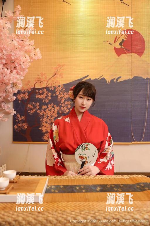 秀人网-娜比 秀人网 - 免费的也不过如此,娜比的色彩让我更想再看一眼!