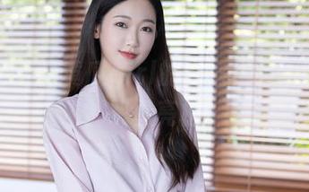 秀人网 – 拍黄瓜girl的红裙作品，图库里的明星亮相？