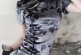 秀人网 – 水水姐的裤里丝，无圣光的写实主义，图包里的微妙暗示。