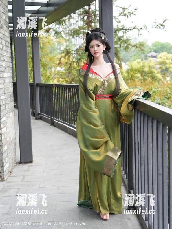 秀人网-陈柒柒 秀人网 - 新版本,陈柒柒的秘密,高清图库看到了不该看的!