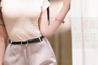 秀人网 – 椅子上坐着等图来,陈雅漫VICKY的镂空也太诱人,免费且无压力!