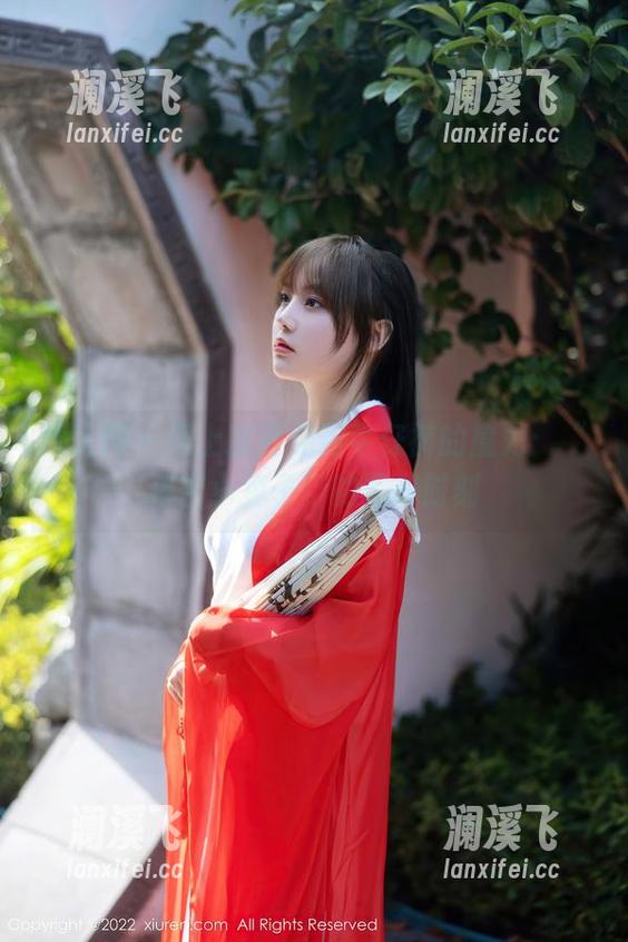 秀人网-麻吉小兔子 秀人网 - 马上就要见到牛仔裤的魔力:“麻吉小兔子”的写真时刻