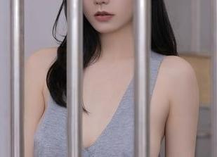 秀人网 – 黄歆苑的油亮篇章：图片更新，光泽感爆表！