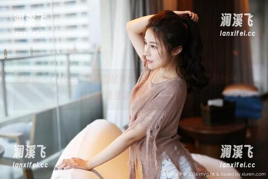 美媛馆-Cris_卓娅祺 美媛馆 - Cris_卓娅祺的秘书作品,明明是个免费下载的福利,结果好像更像“诱惑”了吧?