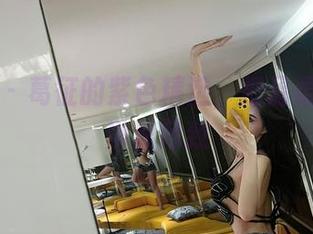 微密圈 – 葛征的紫色精选，把温柔展现得淋漓尽致