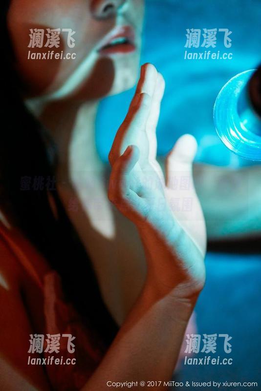 蜜桃社-咕噜Sweet 蜜桃社 - 咕噜Sweet的泳池图册,免费给你带来点儿夏日氛围