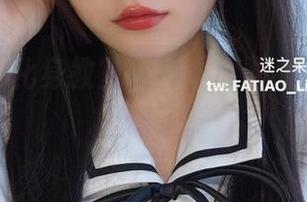 迷之呆梨化身教室女神，原图看得我不想上课了。
