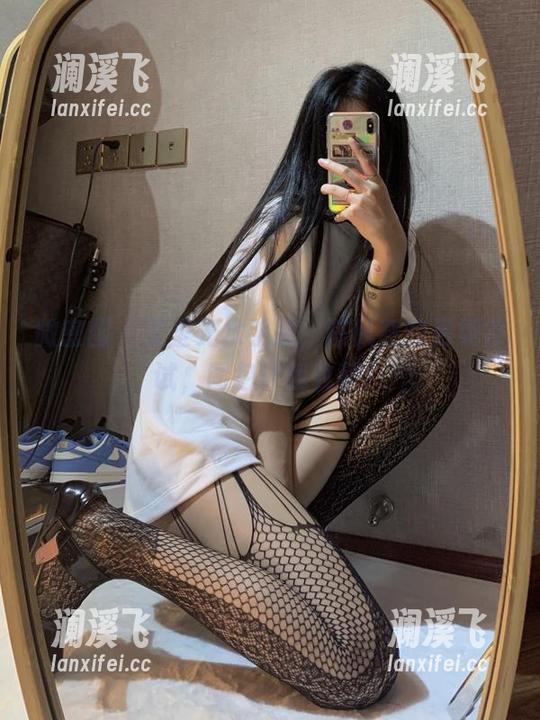微密圈 - 无圣光水手服，陈佩奇的另类尝试，图包让我收藏！