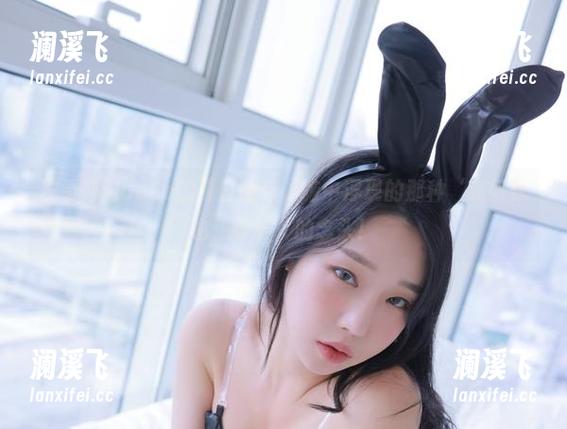 韩国CoCo 观看韩国CoCo的夏日创作,脑中浮现的那种‘我好像也想参与’的念头!