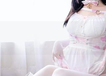 直击香川澪的女仆写真合集：原来“解决问题”的正确方式是…这么俏皮？
